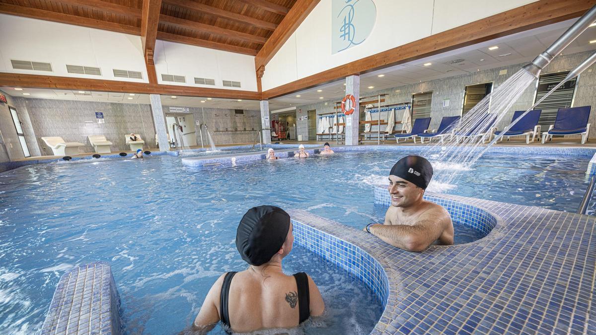 Interior del balneario Ledesma