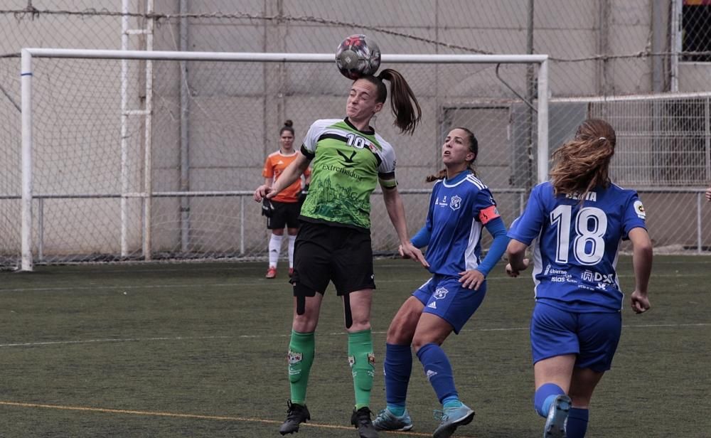 Partido fútbol femenino entre Tacuense y Cáceres