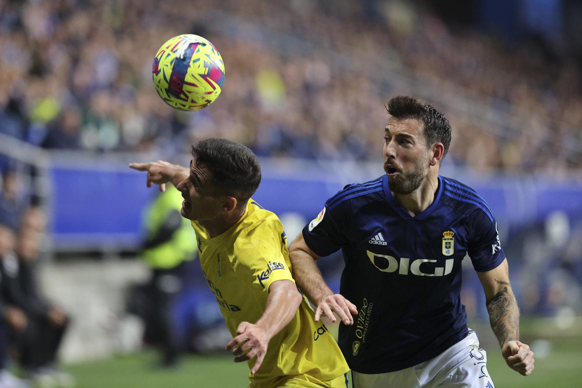 En imágenes: así fue el empate entre Real Oviedo y Las Palmas