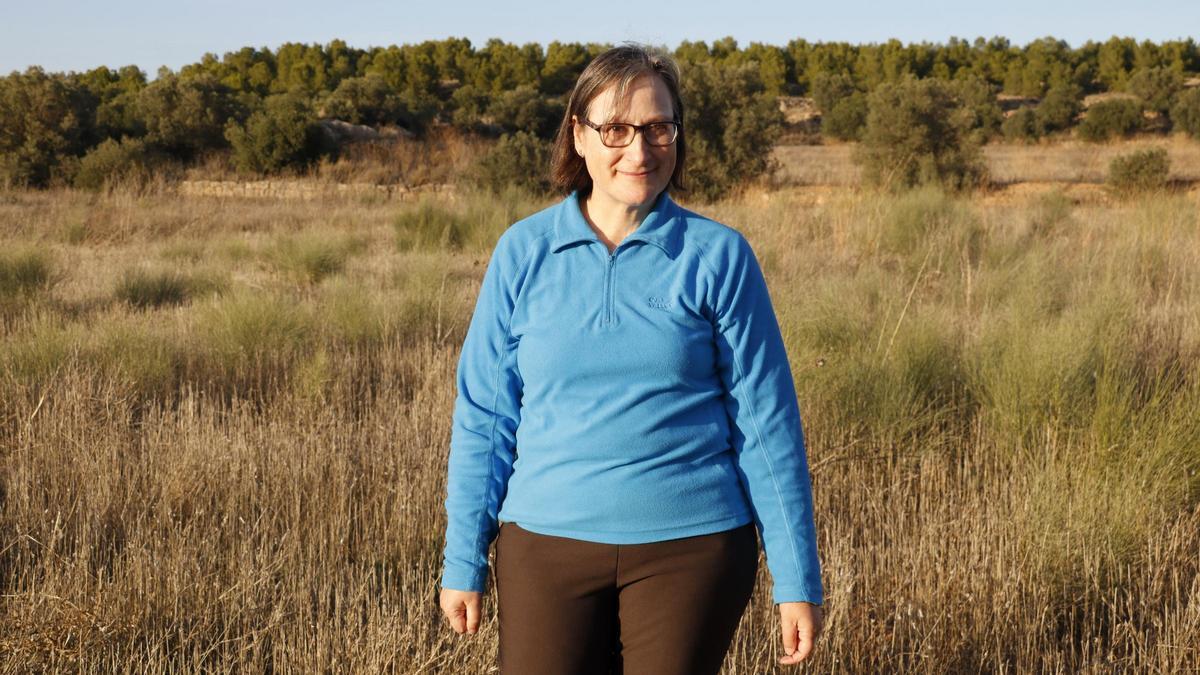 Concepció Morera a la seva finca familiar que ha inscrit al Registre de parcel·les agrícoles en desús