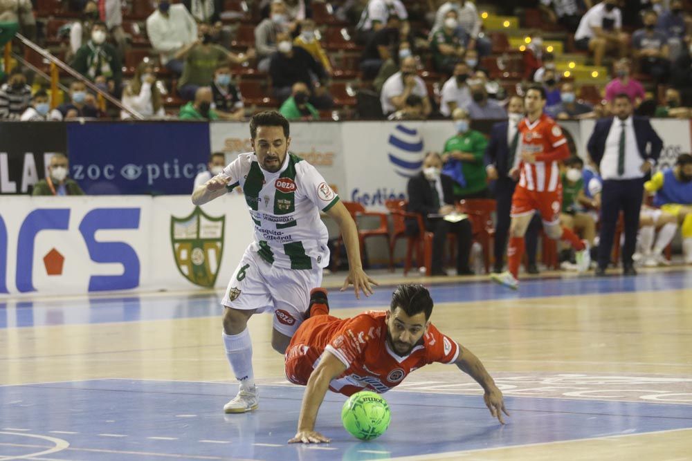 El Córdoba Futsal golea al Cartagena