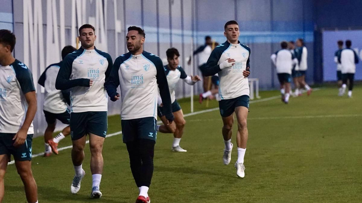 La plantilla del Málaga CF debe responder ahora al cambio de entrenador.