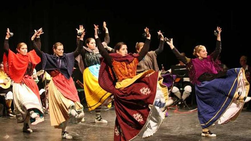 El Centro Aragonés celebra la gala en el Gran Teatro.