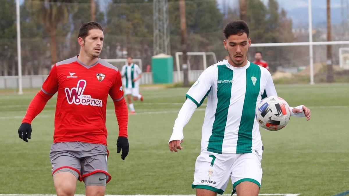 El Córdoba B vence a domicilio a La Palma y sigue creciendo