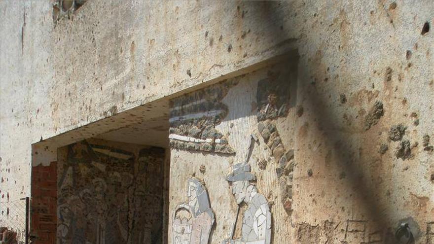 La única obra en mosaico de Silveira, en Valdebótoa, a punto de perderse