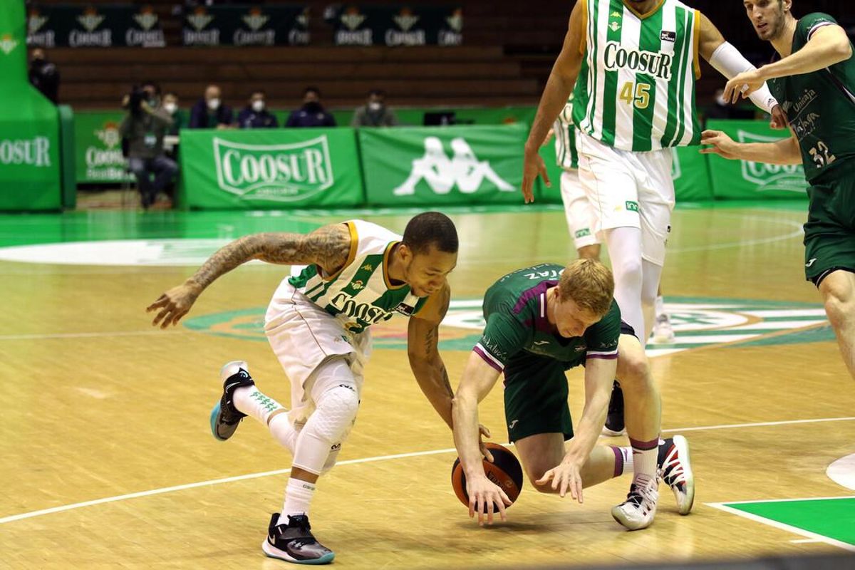 El Unicaja perdió en Sevilla