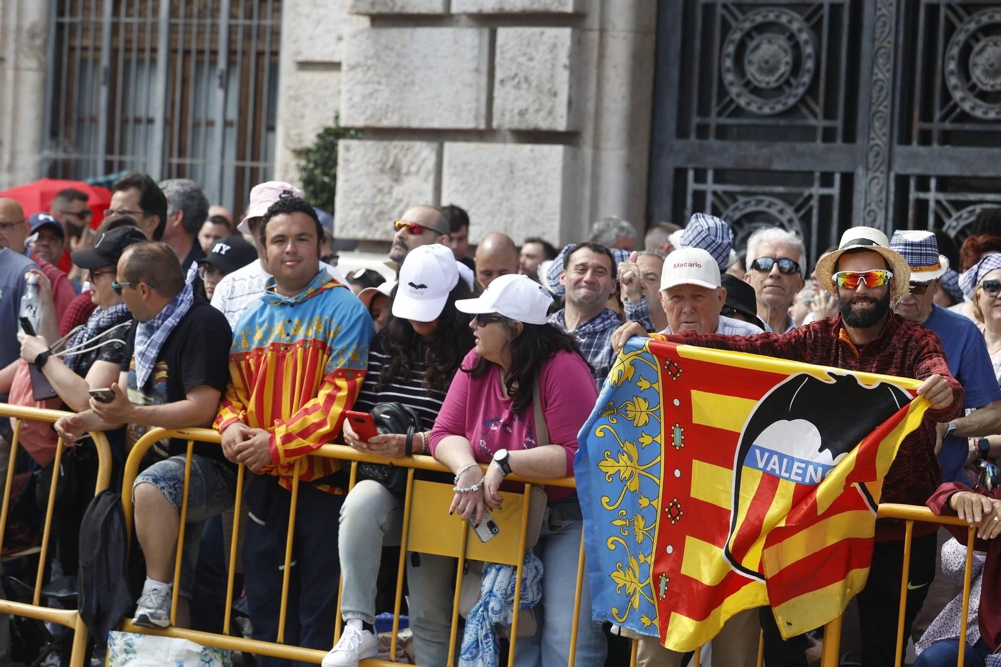 Búscate en la mascletà del 18 de marzo