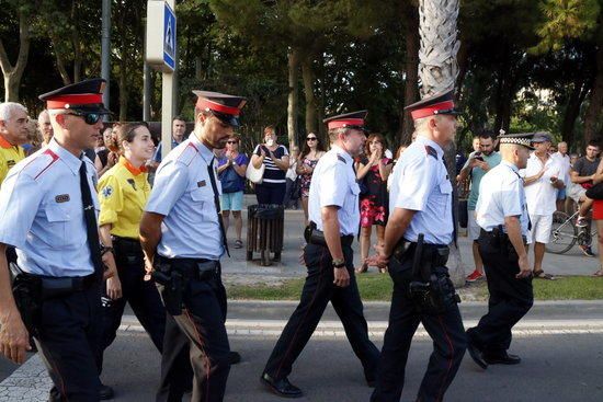 Clam per la pau a Cambrils