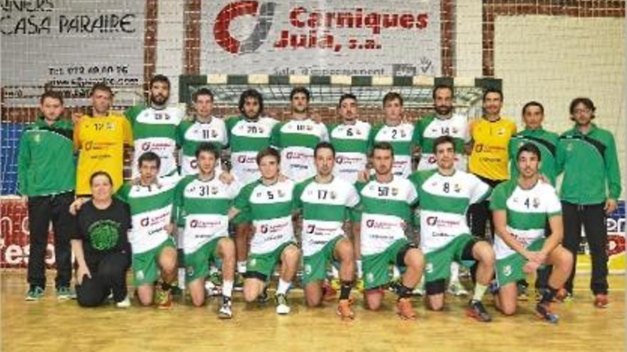 La plantilla de l&#039;Handbol Bordils abans del duel de dissabte passat contra l&#039;Académia Octavio de Vigo.