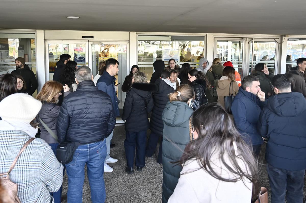 En imágenes I Oposiciones de Enfermería en Aragón