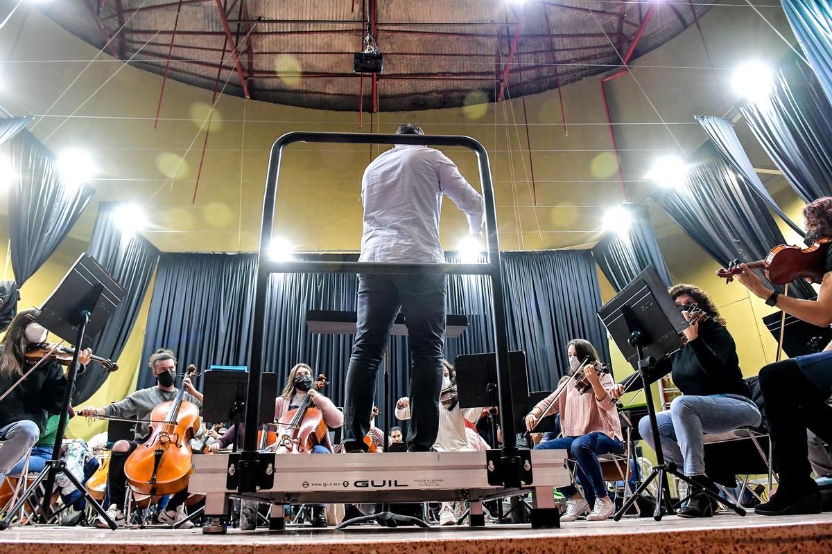 Reportaje a la Orquesta Comunitaria de Gran Canaria Reportaje a la Orquesta Comunitaria de Gran Canaria