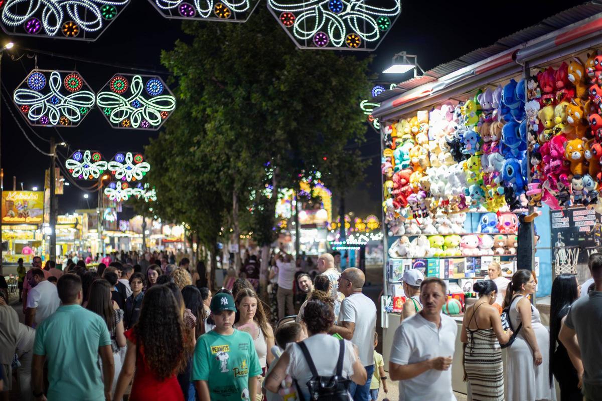 Fotogalería | Ambiente en la Feria de San Juan este sábado en Badajoz