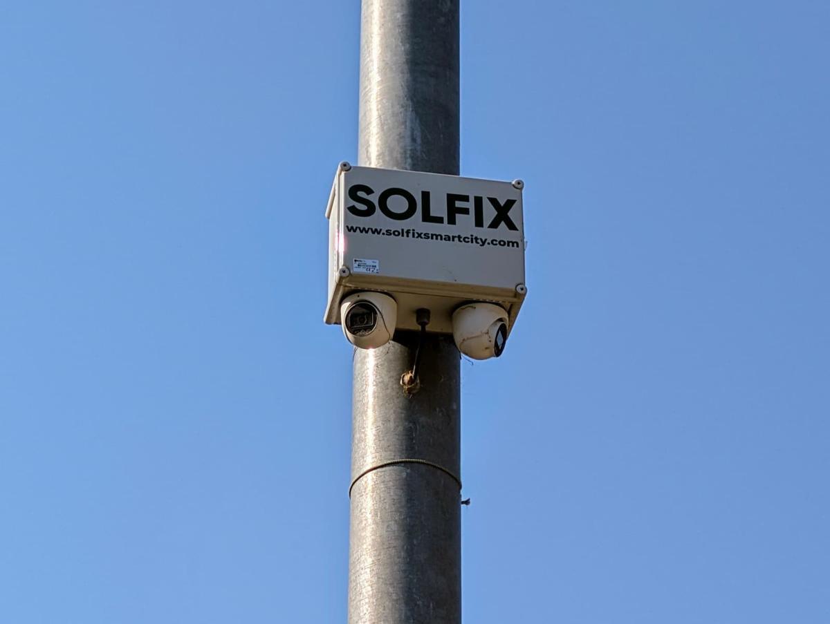 Cámara de videovigilancia instalada en Santa Coloma de Gramenet