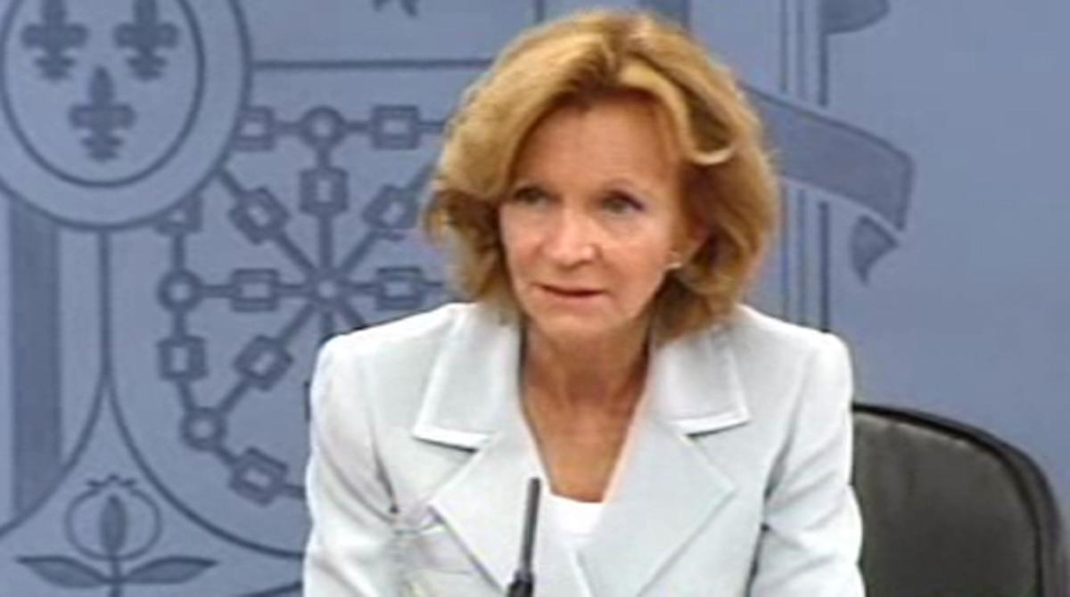 La ministra d’Economia, Elena Salgado, ha assegurat avui que la rebaixa de la qualificació és deguda a l’entorn de l’Eurozona.