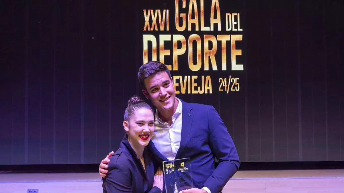 Ander Martín, Paola Bernabé y Charo Esquiva triunfan en la Gala del Deporte de Torrevieja