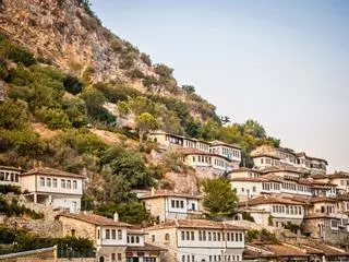 Berat: una ciudad Patrimonio de la Humanidad que te hará retroceder 2.000 años en el tiempo