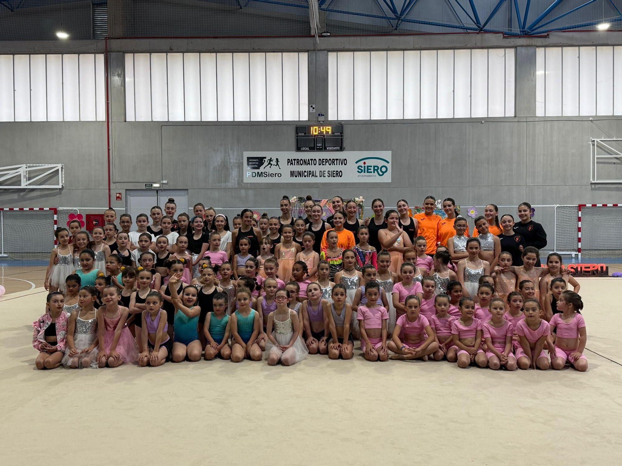 Así fue el fin de curso de gimnasia rítmica del PDM de Siero