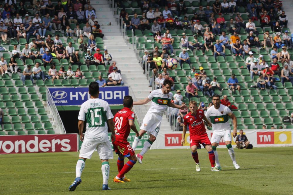 El Elche se queda sin fútbol y cae ante un Numancia muy superior