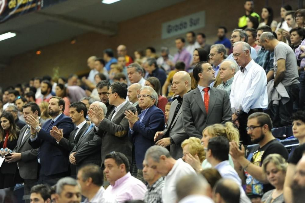 Partido entre el UCAM Baloncesto y el Manresa