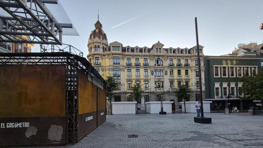 Oviedo ya mira a San Mateo: los preparativos para las fiestas se extienden por los grandes escenarios de la programación