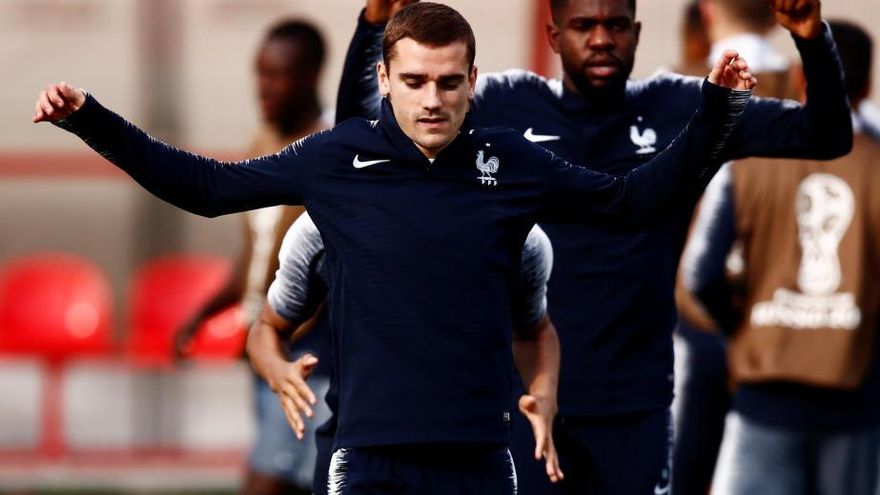 Francia entrena por última vez antes de la gran final del Mundial de Fútbol de Rusia