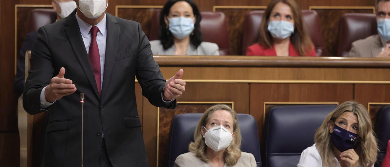 El presidente del Gobierno, Pedro Sánchez, interviene en una sesión de control al Gobierno en el Congreso de los Diputados.