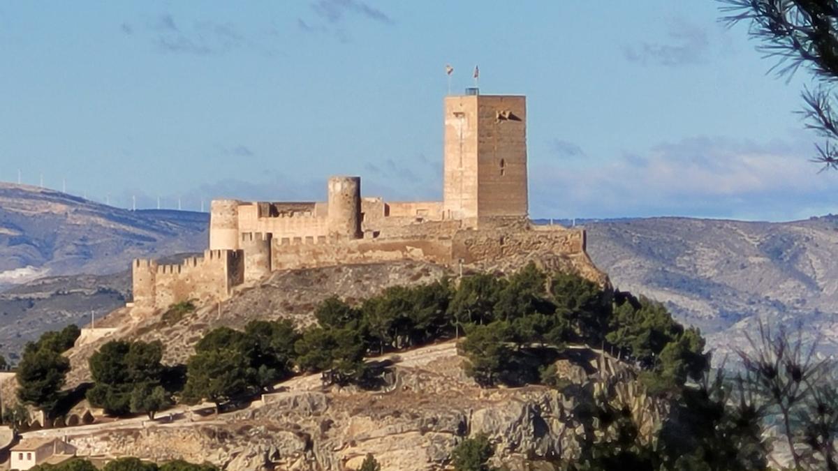 El castillo de Biar es uno de los más espectaculares de la provincia de Alicante.