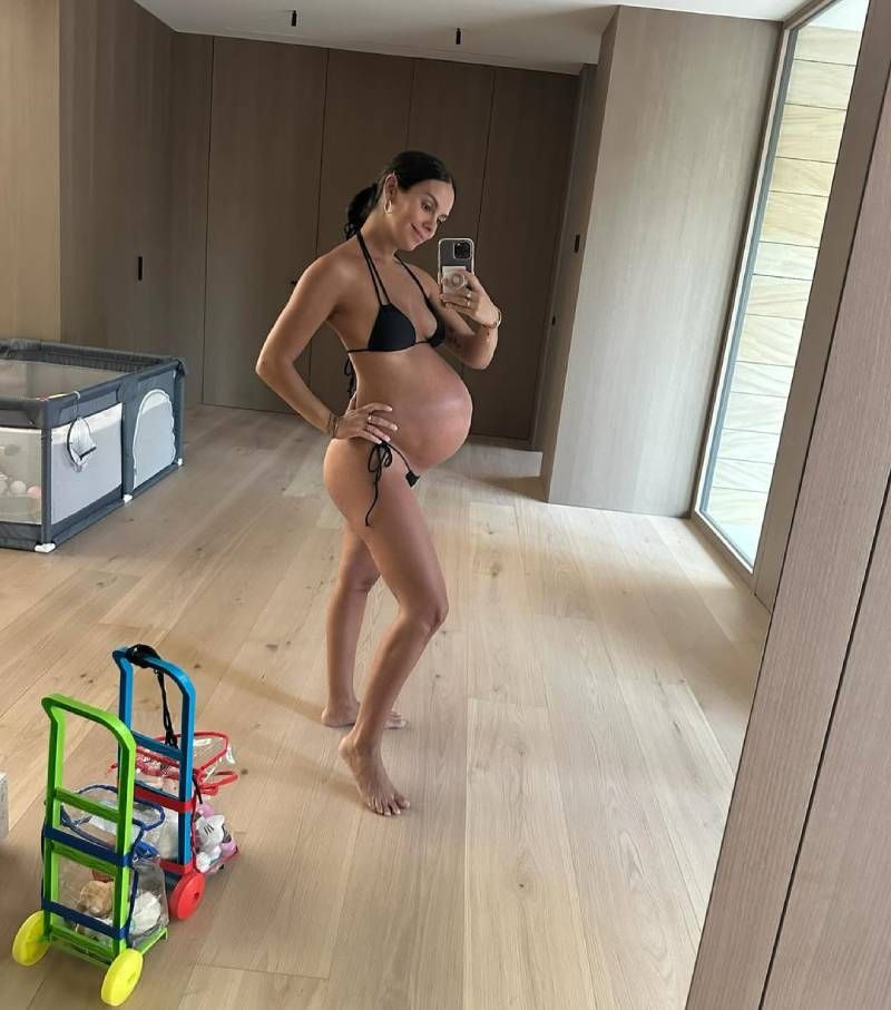 La Pedroche en su hace poco estrenada casa