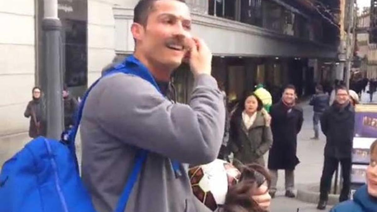 Cristiano Ronaldo ha compartido la grabación que hizo hace unos meses disfrazado de vagabundo por las calles de Madrid
