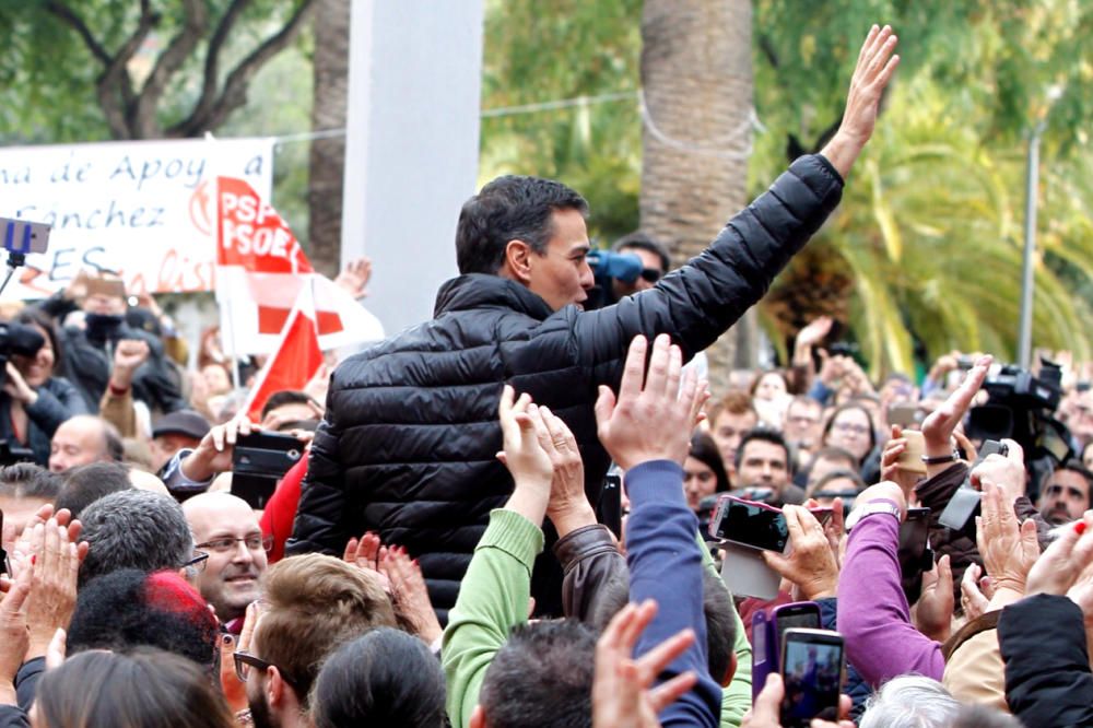 Pedro Sánchez reaparece en un acto en Xirivella