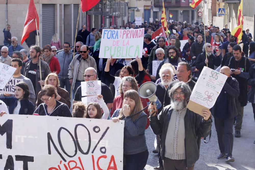 Manifestació a Blanes per demanar que "deixi de privatitzar-se" l''hospital