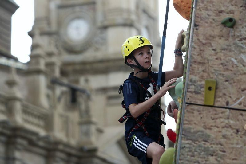 Deporte en la calle en la Plaza del Pilar