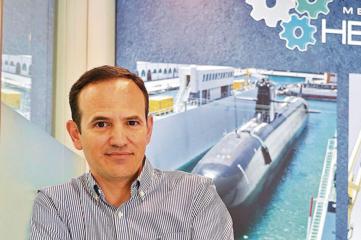 El repsonsable de Desarrollo de Negocio, Juan Antonio Ayala, en la sede de la compañía.