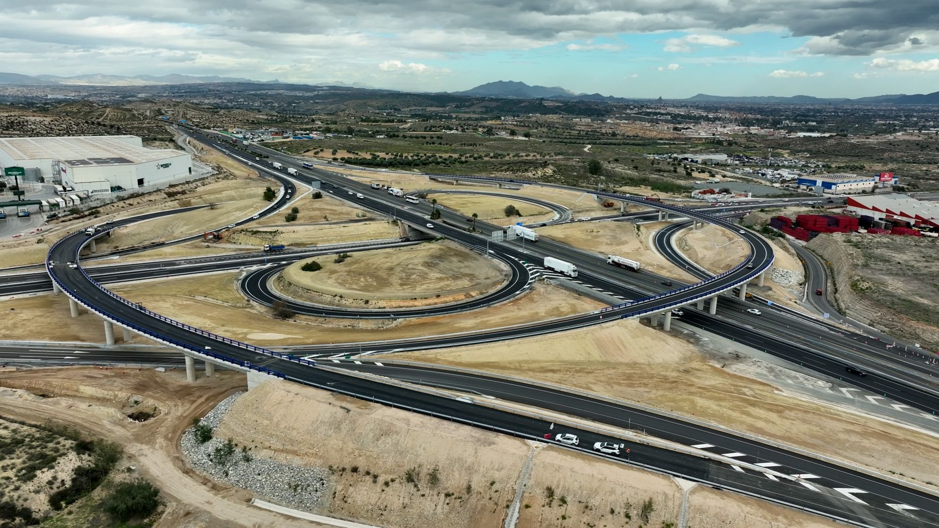 El último tramo del Arco Noroeste que fue inaugurado en marzo de este año y por el que ya discurren vehículos.