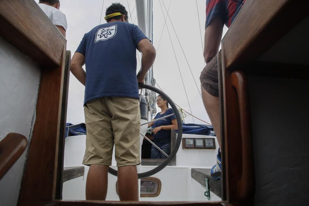 Ecologistas en Acción en la ría de Avilés