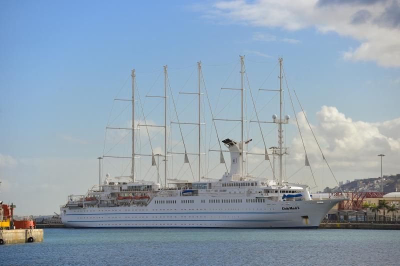 Escala del crucero-velero Club Med 2 en Las Palmas de Gran Canaria