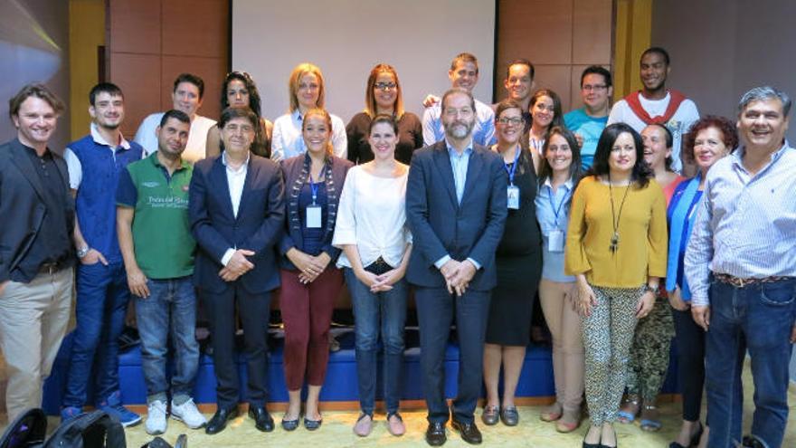 Los participantes en el proyecto, tras la clausura.