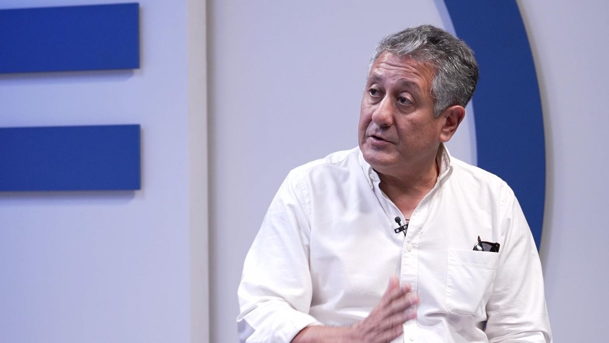 Juan Carlos Lozano examina las condiciones impuestas por Moncloa a la opa del BBVA sobre el Sabadell