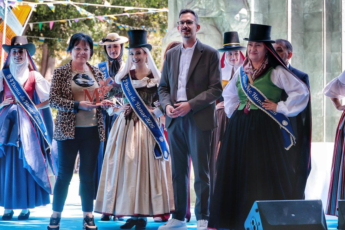 Entrega de premios de la XLIX Exposición Regional de Flores, Plantas, Artesanía Tradicional Canaria y Libros.