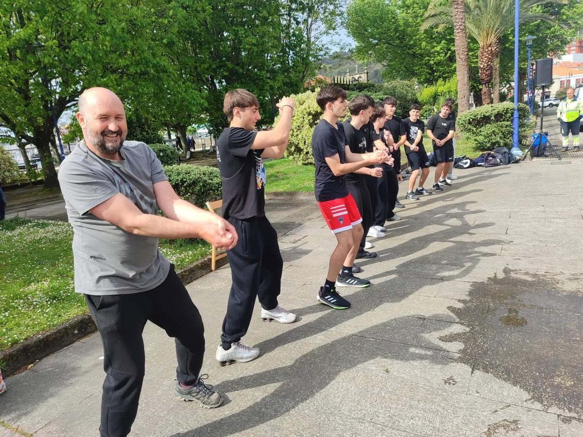 Un momento de una de las clases en la Alameda Nova de Cangas.