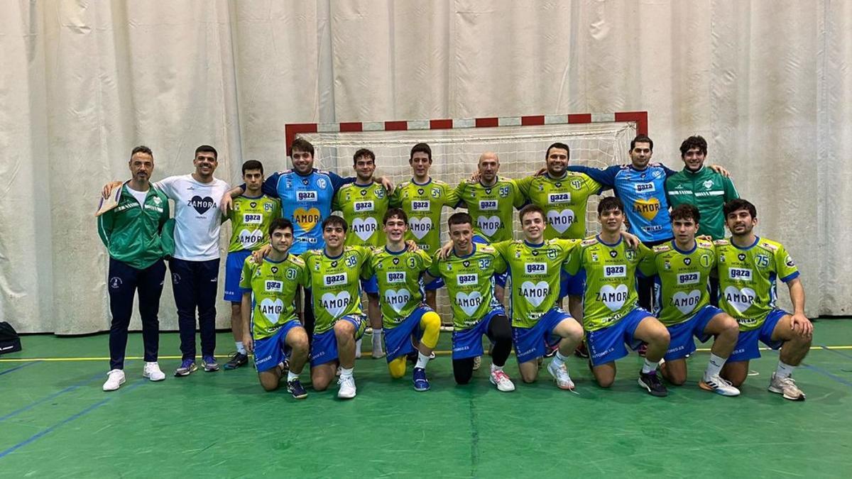 Formación del Moralejo Selección, filial del Balonmano Zamora.