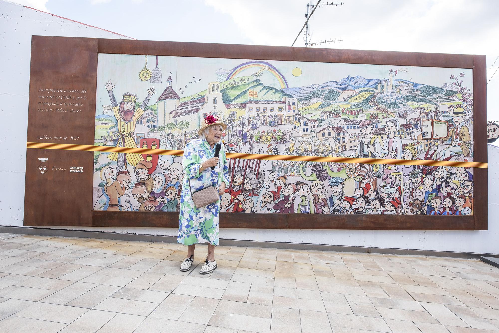 Pilarín Bayés inaugura un mural a Calders