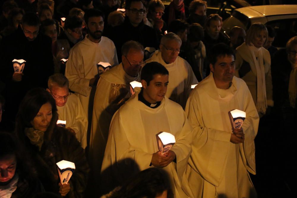 Procesión de las antorchas en Lourdes (Zamora)