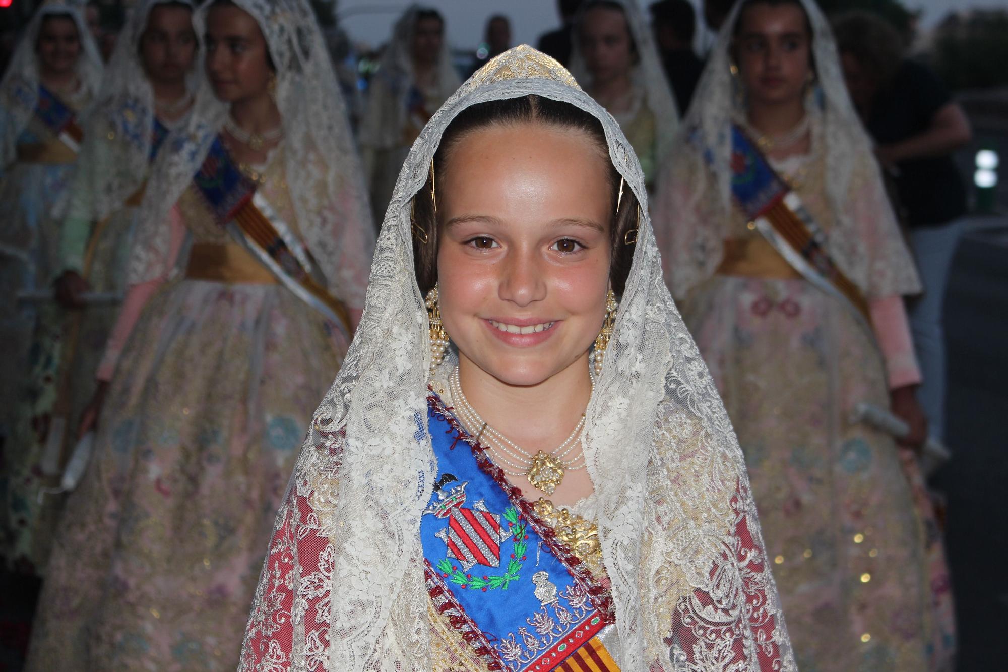 Carmen, Nerea, las cortes y las fallas de Zaidía acompañan al Cristo de la Fe