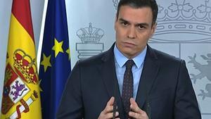 Madrid (Spain), 21/03/2020.- A handout screen grab made available by the Moncloa Palace institutional TV signal shows Spanish Prime Minister Pedro Sanchez during a presser after chairing a Coronavirus Technical Management meeting in Madrid, Spain, 21 March 2020. Spain faces the seventh day of national lockdown in an effort to slow down the spread of the pandemic COVID-19 disease caused by the SARS-CoV-2 coronavirus. (España) EFE/EPA/MONCLOA PALACE PRESS OFFICE / HANDOUT HANDOUT EDITORIAL USE ONLY/NO SALES/NO ARCHIVES
