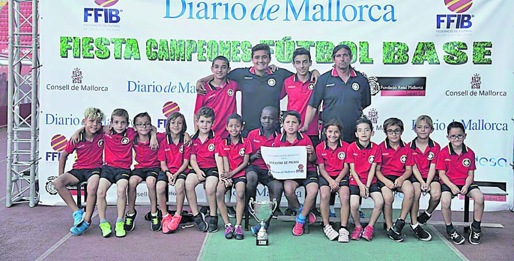 SUBCAMPEÓN: Ciutat de Palma. Prebenjamín Liga E