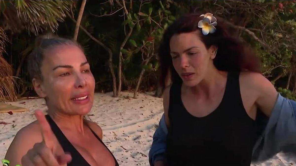 La peluqera de las famosas y Laura Matamoros en la isla limbo de 'Supervivientes'