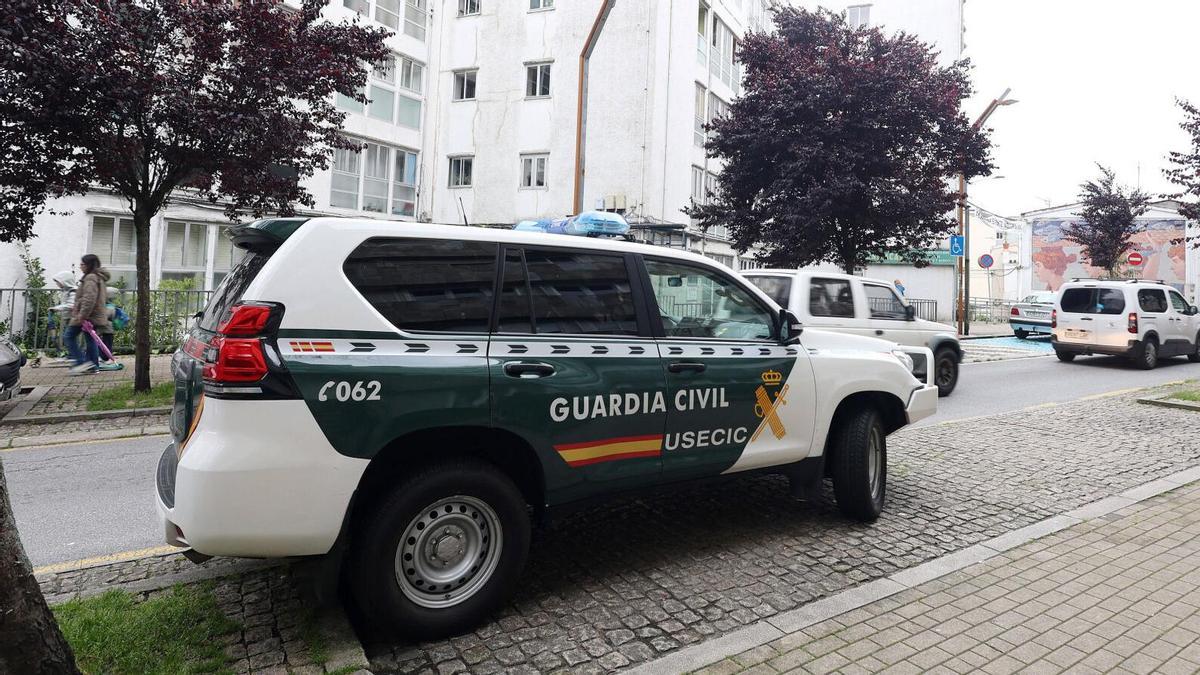 La Guardia Civil confirma la detención de un hombre por presunta violencia machista en Cerdedo Cotobade.
