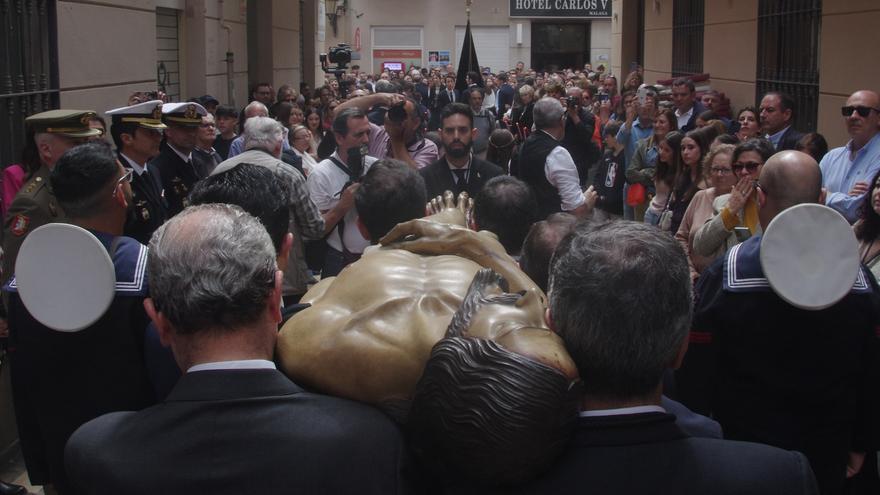 El traslado del Santo Sepulcro, en fotos