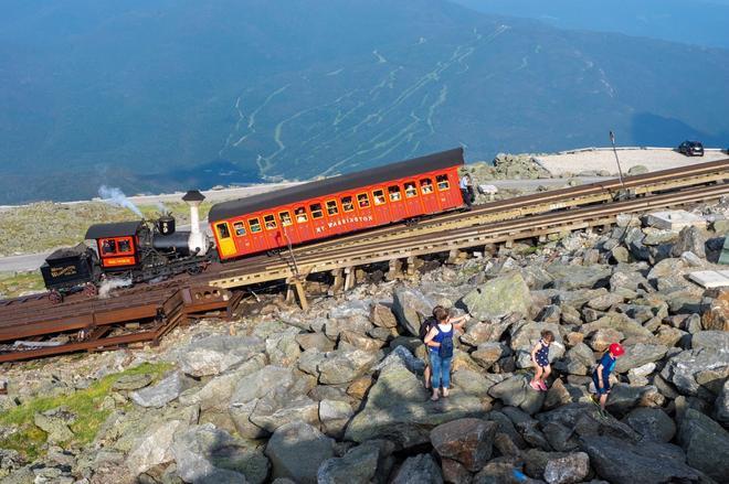 Cog train Monte Washington